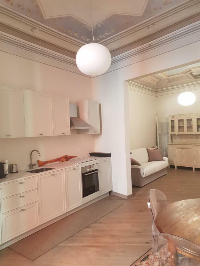 La Piccola Casa Di Ubs Apartment *